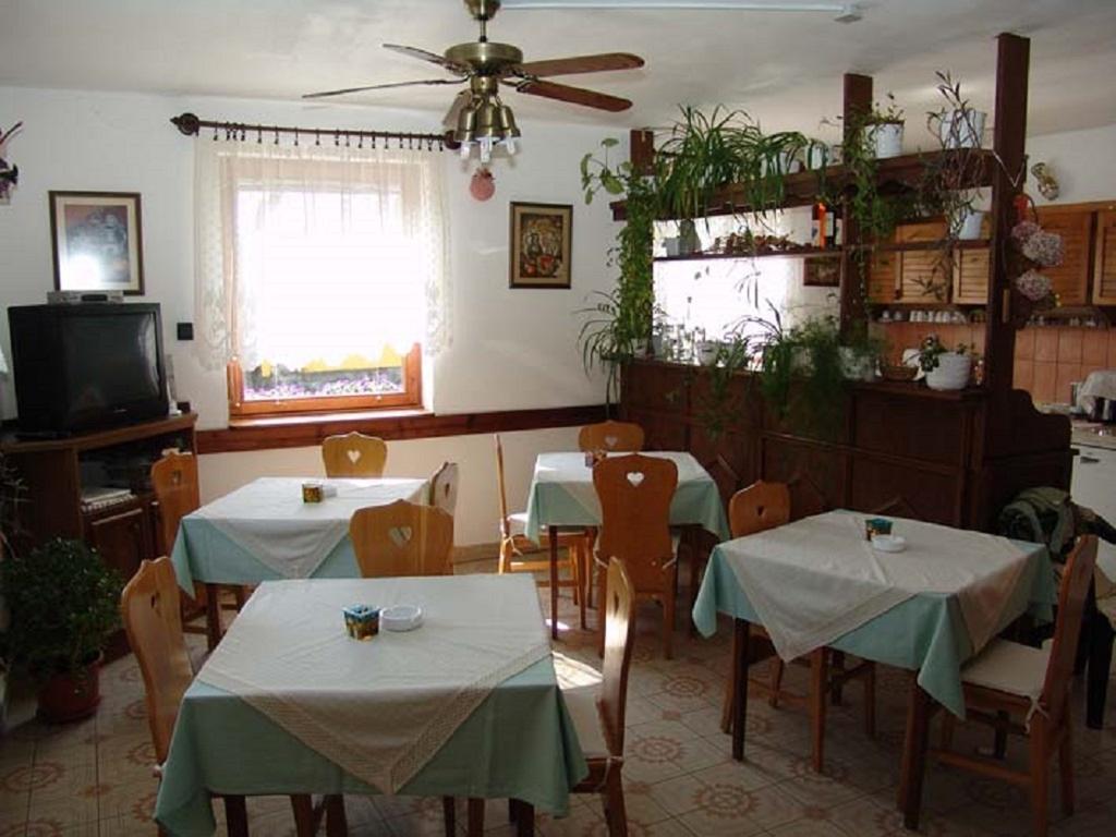 Bed and Breakfast Eifert Ház Balatongyörök Exterior foto